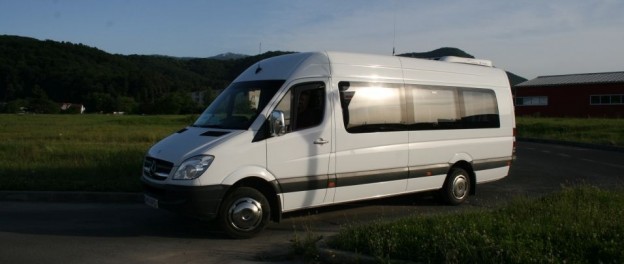 Microbuze